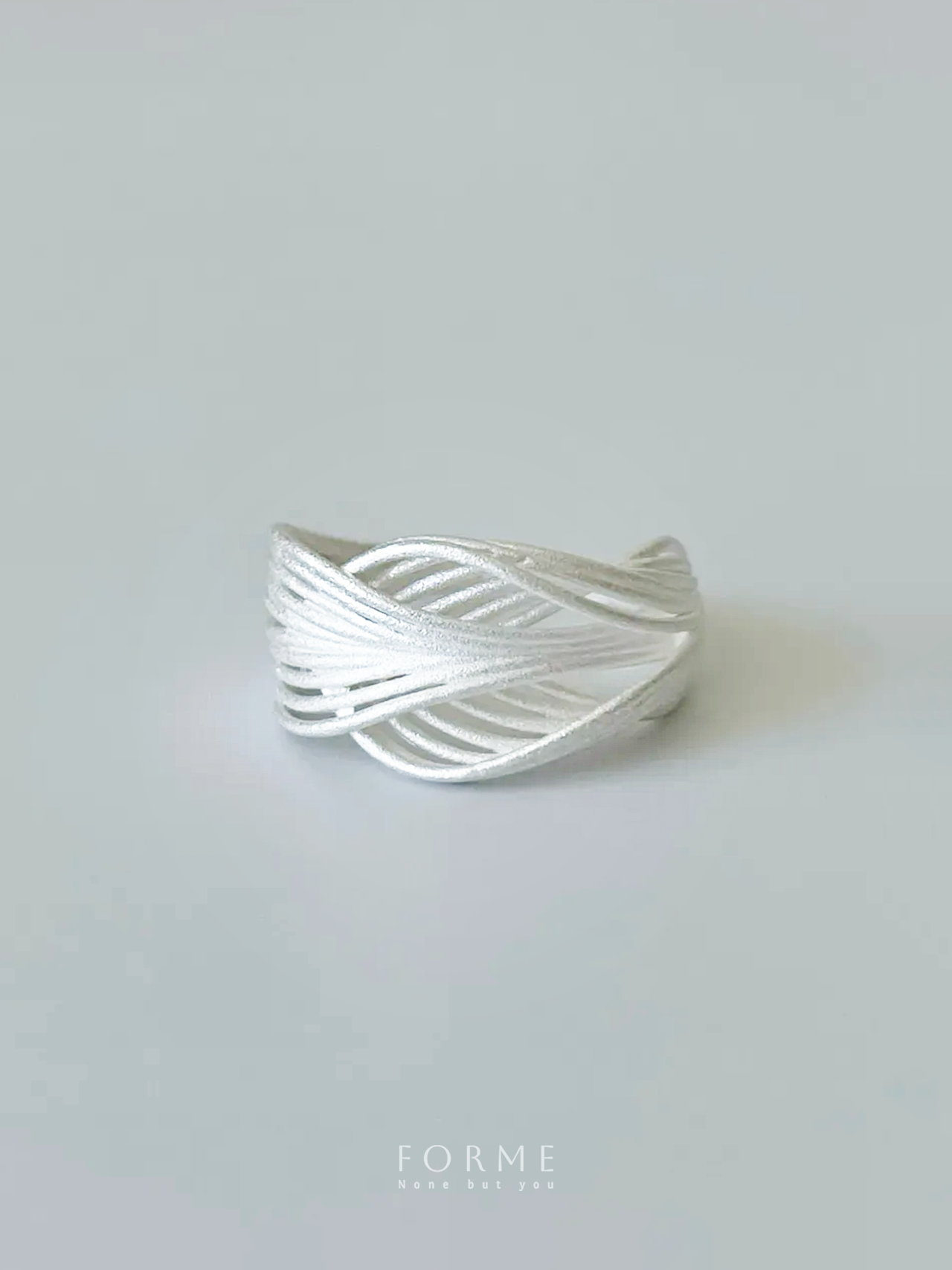 Whisper Wave Ring – Gentle Wave Band in 925 Silver